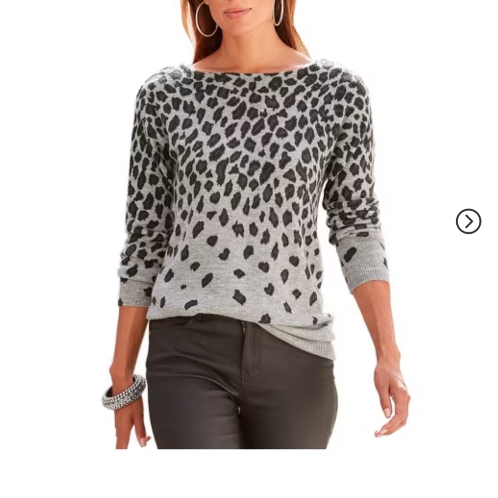 NEW - Stylish Gray Leopard Print Sweater